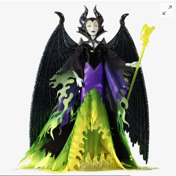 Mattel Creations - Disney Collector DARKNESS DESCENDS SERIES - Maleficent Doll - Picture 11 of 16